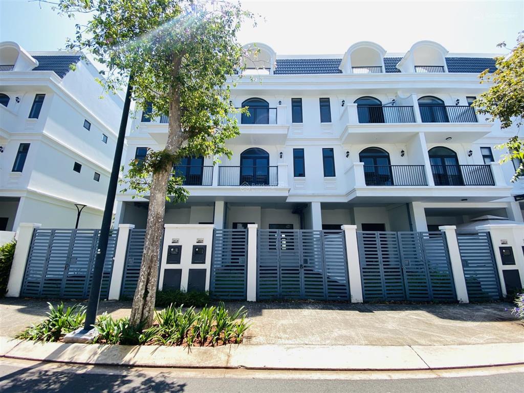 Nhà phố la vida vt 87.5m², gần công viên tiện ích trung tâm. giá 7.99 tỷ, sổ sẵn công chứng ngay