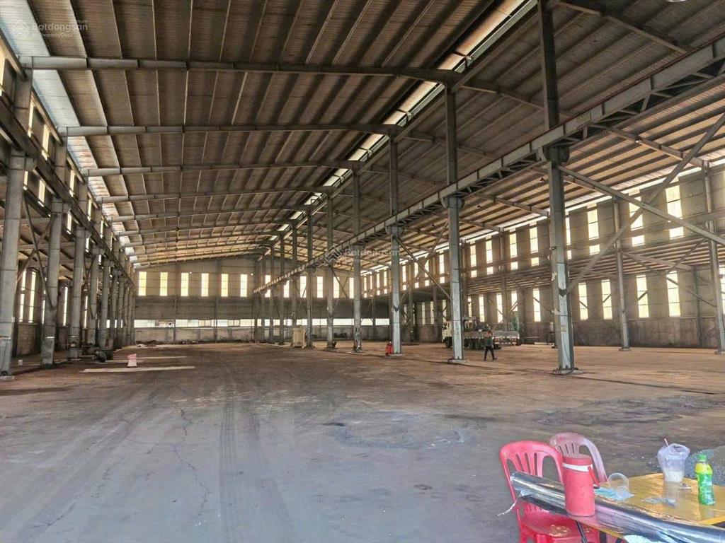 Cần bán nhà xưởng tổng diện tích 5000 m2 khu công nghiệp tân đô, đức hòa, (long an), tây ninh