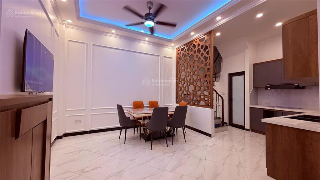 Hiếm! bán nhà phố văn cao, ngõ oto, nhà gần oto, nhà mới full nội thất, 30m2*5t, ở ngay