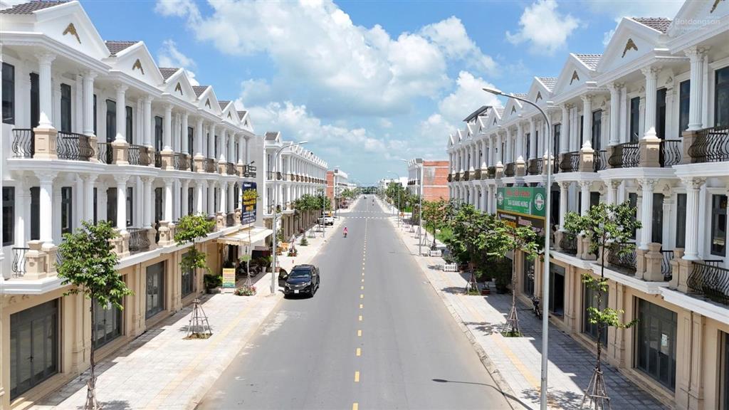 Đất nền mặt tiền đường nguyễn trọng dân trung tâm tp. gò công