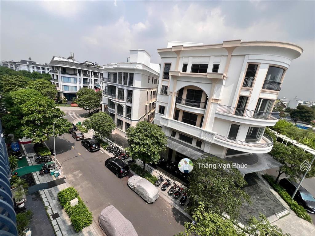 Chủ bán căn liền kề đường số 37 khu đông nam vạn phúc city 7x20m=140m2 (dtsd 700m2) nhà thô