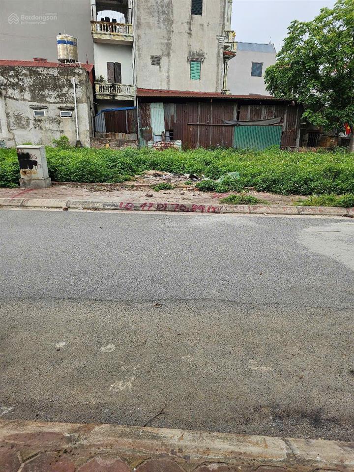 Tôi chính chủ cần bán 70.84m2 đất đấu giá x4 thư lâm, mt 6m, đường 10m giá 4.6 tỷ thương lượng
