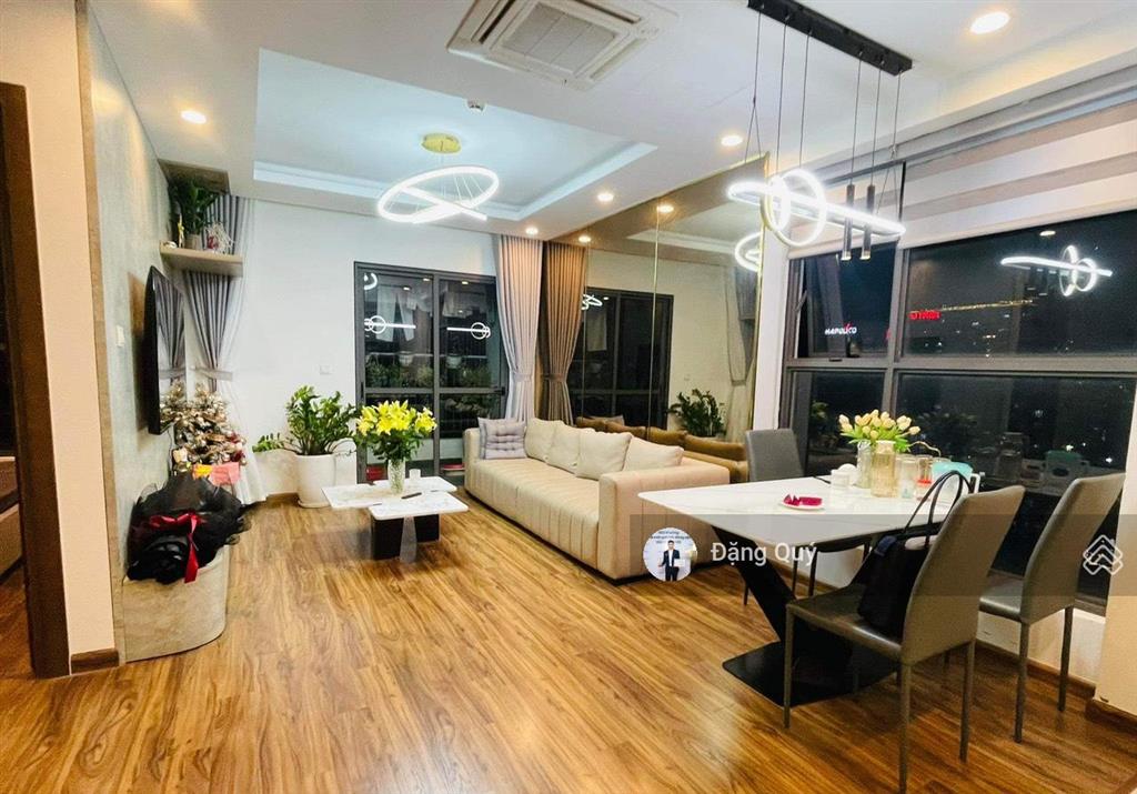 Tôi bán căn hộ hiếm tại hn center point 27 lê văn lương, 98m² tk 3 ngủ, bc đông nam giá 10,5 tỷ