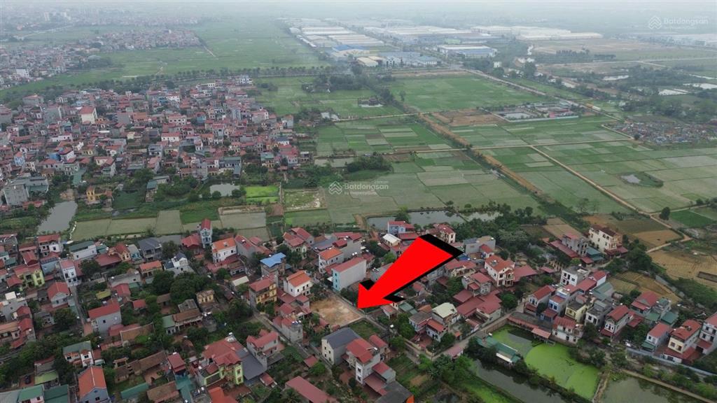Cần bán lô góc 2 mặt tiền đất sát kcn quế võ 3 thôn guột việt hùng, xung quanh dân cư đông đúc