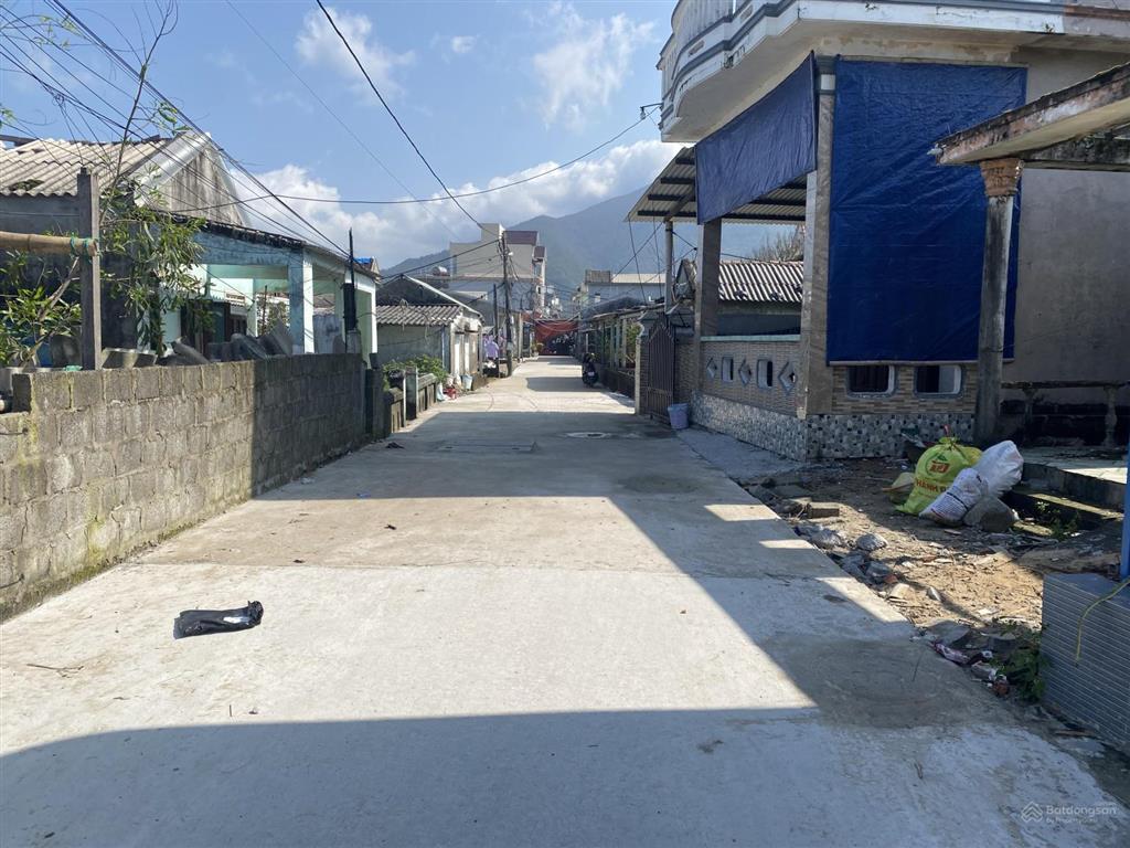Bán thửa đất biển lăng cô tuyến thứ 2 nằm ở khu vực ô tô có thể vào tận đất giá phù hợp thị trường khu