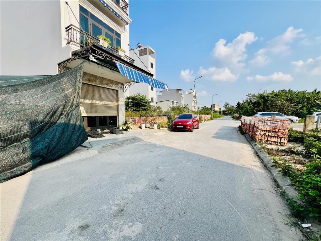 Lô đất 60m2 lô 21b lê hồng phong (sau big c lạc hồng). giá siêu tốt 93 tr/m2