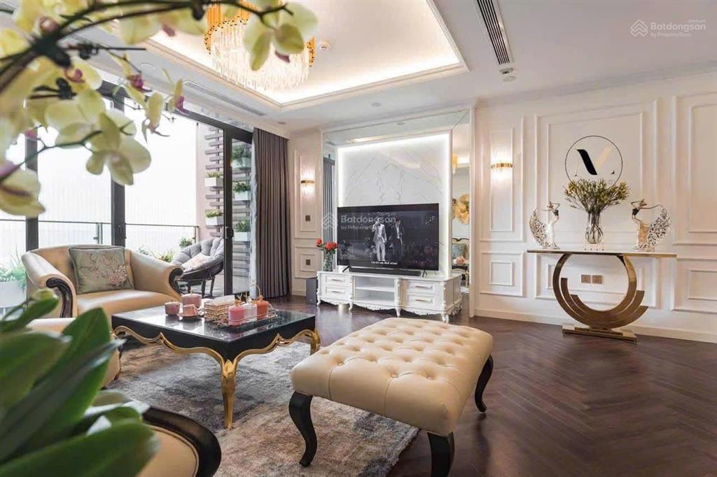 Booyoung mỗ lao. bán căn 3 ngủ 108m2 tầng trung, full nội thất mới đẹp, sẵn sổ, giá 8 tỷ bao phí