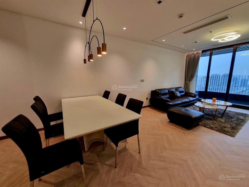 Cần bán gấp căn hộ chung cư green diamond 93 láng hạ, 180m2, 4pn, đủ đồ, tầng cao, 0941 882 ***
