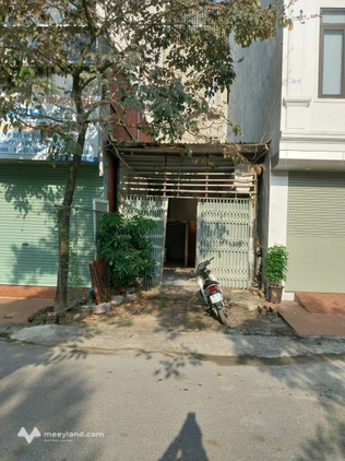 Cho thuê nhà cấp 4 dịch vụ liền kề Mậu Lương, Hà Đông 50m2, thiết kế 2 phòng ngủ, 1 vệ sinh, ô tô đỗ, view vườn hoa