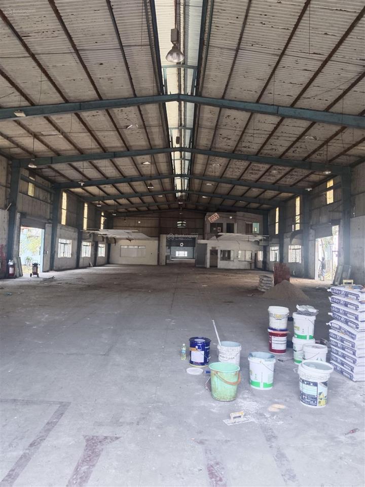 Bán đất và nhà xưởng dt 140x120=16515m², có 2000m² nhà xưởng, giá 97,43 tỷ