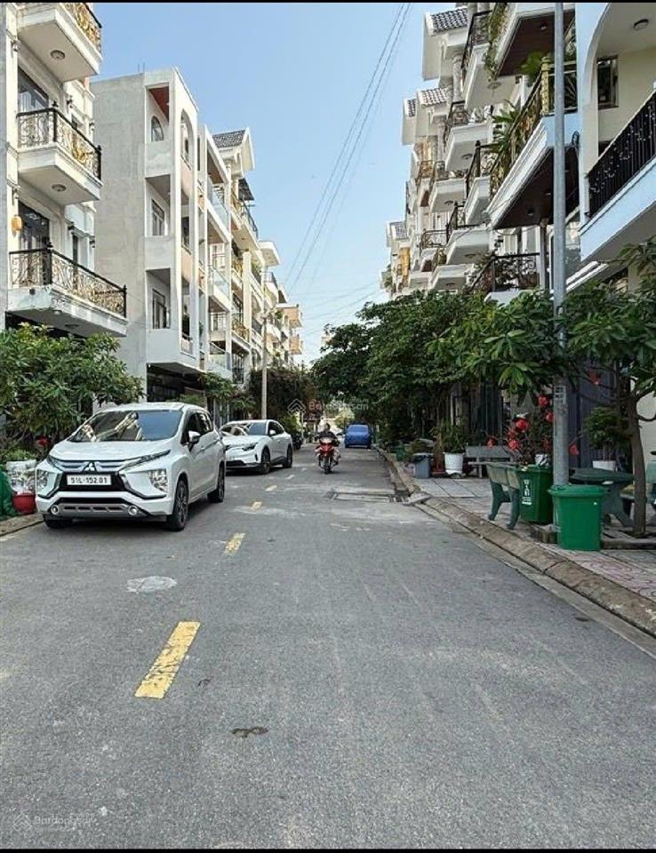 Bán nhà hxh nhựa 12m nguyễn văn quá q12 60m x 5 tầng 6tỷ45