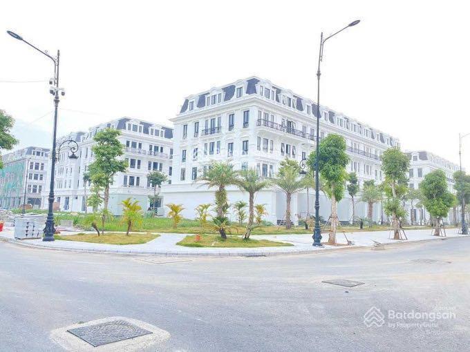 Chính chủ cần tiền bán gấp! liền kề louis city hoàng mai 95m2 mặt đường 13.5m giá tốt nhất khu.