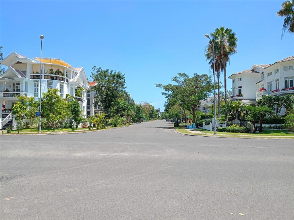 Căn góc 3 mặt tiền cực hiếm dự án vinhomes pearl bay, trần phú nha trang. đối diện kđt an viên