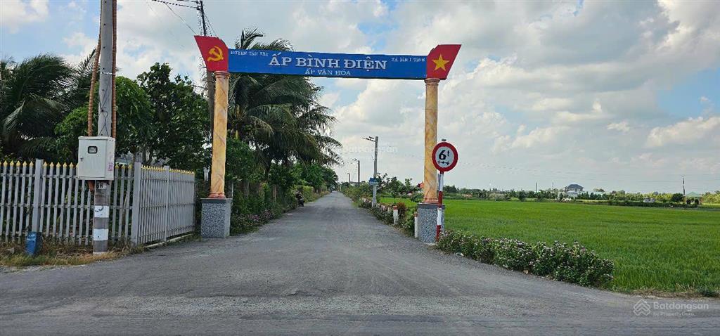 Bán gấp lô mặt tiền thổ cư, nền cao sẵn, vào xây cất ngay, khu dân cư hiện hữu, giá chỉ 500tr