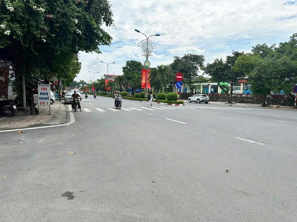 (mặt tiền 12m) bán đất trục chính đường mai trai, sơn tây, 300m2, giá đầu tư