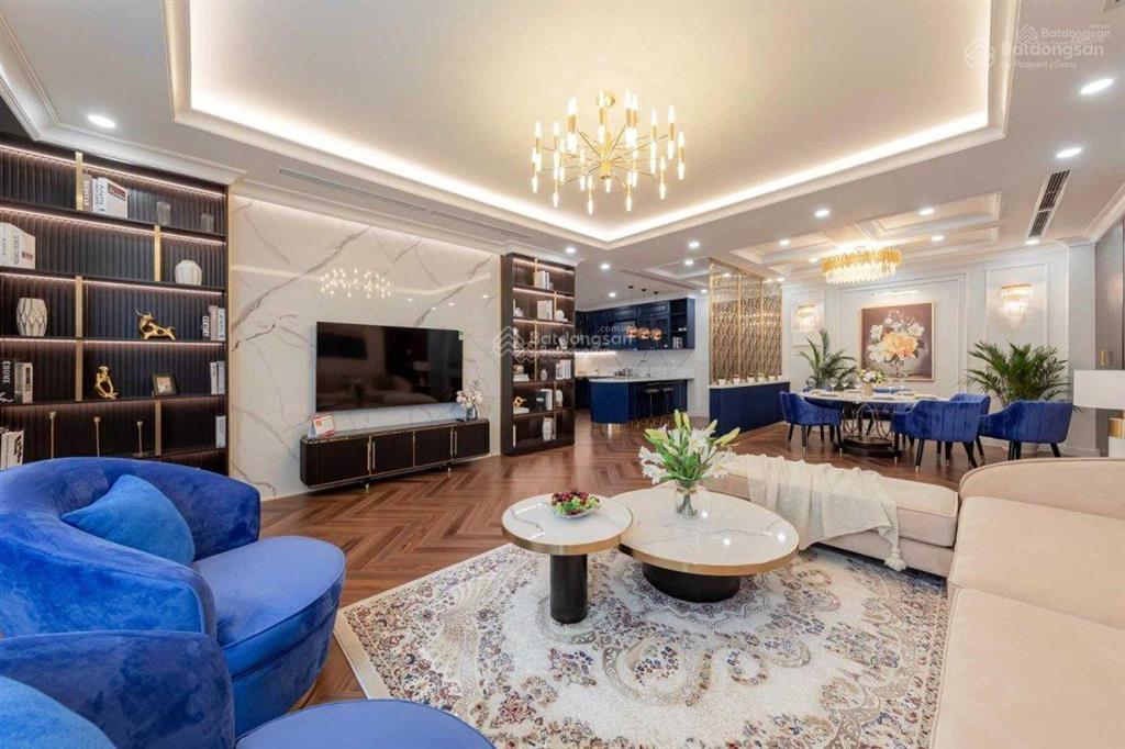 Chính chủ bán căn góc 3pn3wc 151m2 brg diamond residence, nội thất đẹp, tầng trung view thoáng