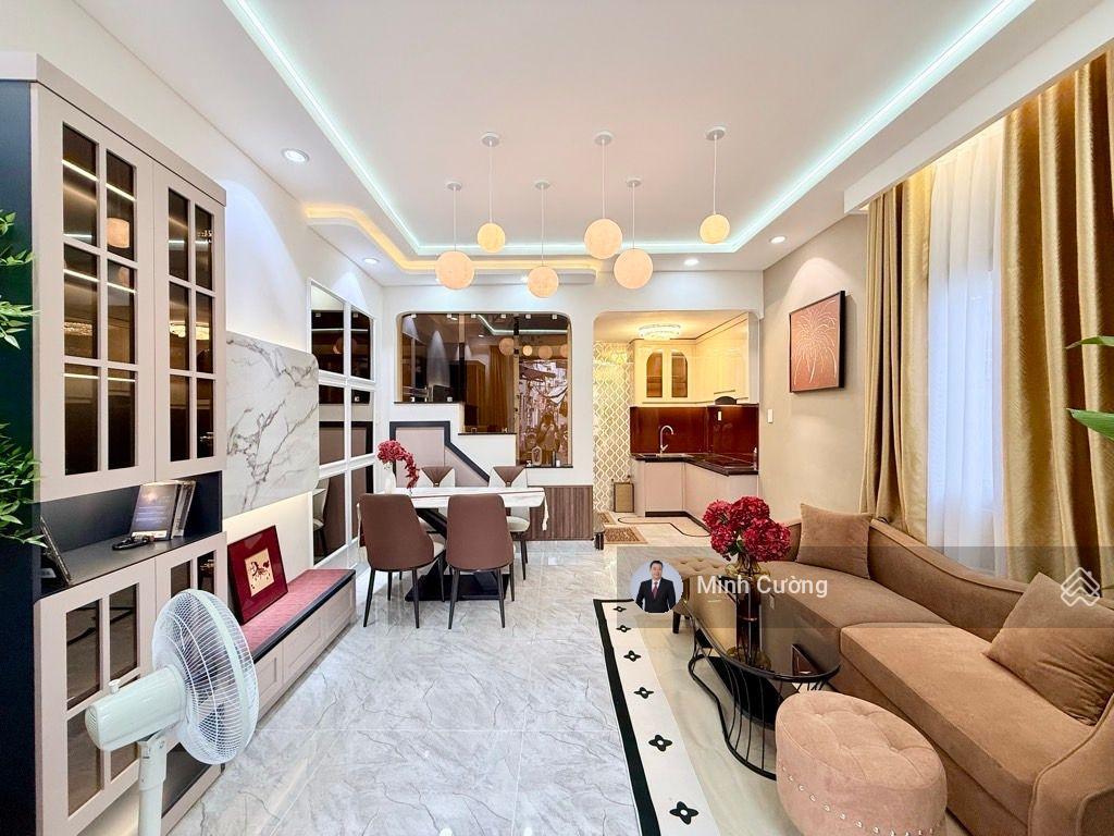 Bán nhà huỳnh văn bánh, phú nhuận, sát quận 3, 28m2, 3 tầng 3pn, hẻm xe hơi thông, chỉ 5.95 tỷ tl
