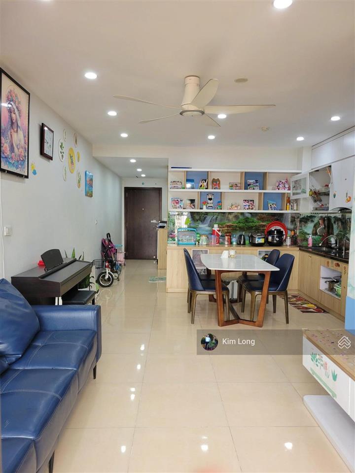 Chính chủ bán nhanh căn hộ, dt 72m², 2pn 2vs, view cầu nhật tân, full nội thất, sách vali ở ngay