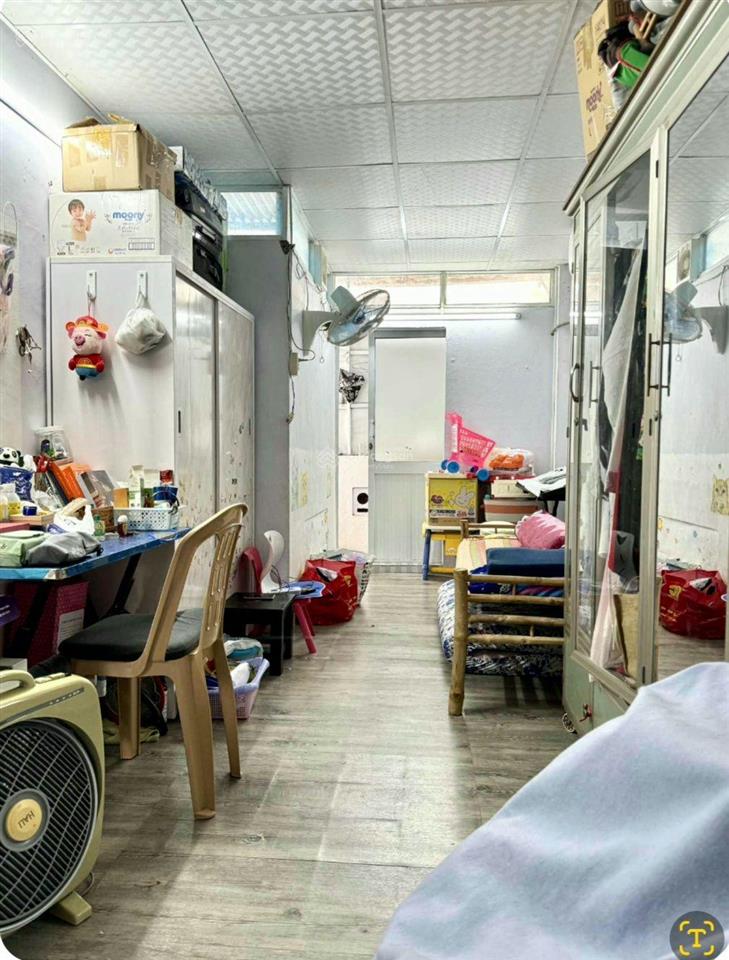 An đông nguyễn văn đừng 2 tầng (4x10) 3 pn gần công viên trường học