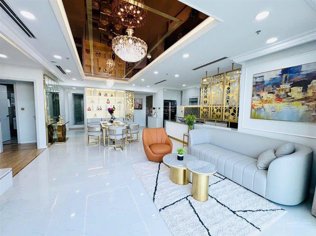 Chủ kẹt tiền bán gấp 4pn giá 19tỷ5 dt 142m² vinhomes central park(1pn2pn3pn4pn) giá tốt