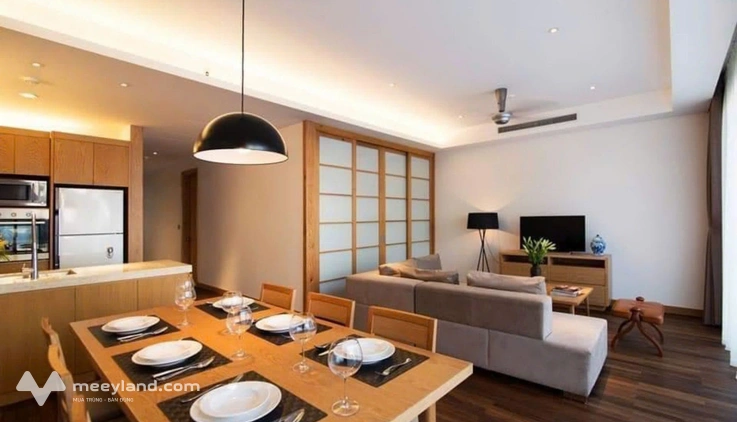 Bán nhà phố Tô Ngọc Vân, Tây Hồ, cho thuê 400 triệu/ tháng