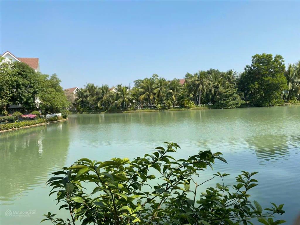 Chủ nhà gửi bán biệt thự bằng lăng diện tích 600 m2 vinhomes riverside long biên hà nội