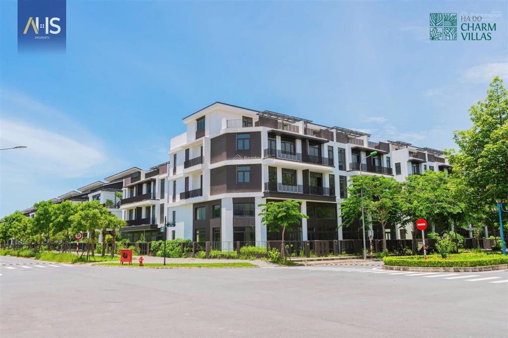 Cần tiền bán gấp căn hoa hậu liền kề góc, siêu thoáng, view cực đẹp. giá chỉ 2x tỷ. 0919 558 ***