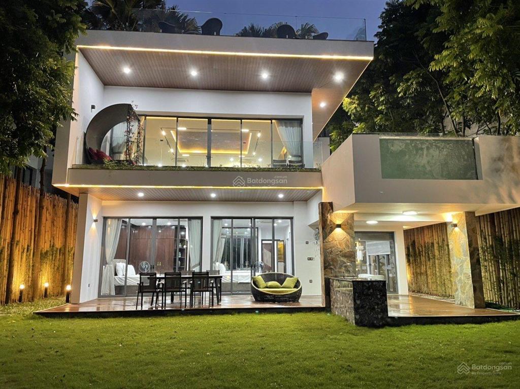 Cần bán nhanh biệt thự 950m2 phân khu biệt thự đảo flamingo đại lải
