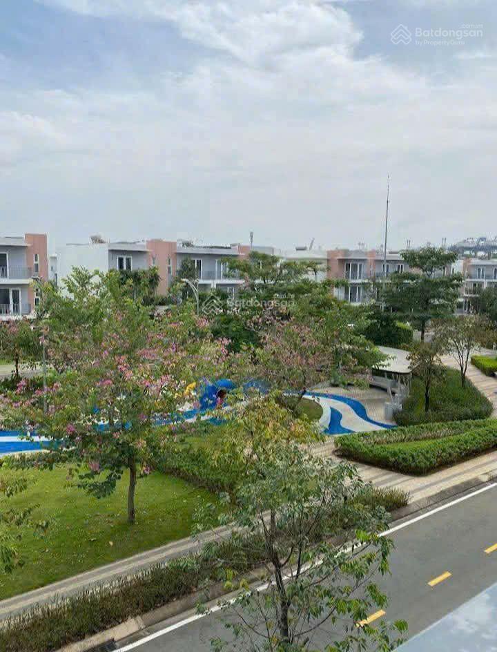 7,8 tỷ, dragon village, trực diện công viên, 90m2(6x15), 1 trệt 2 lầu tlcc