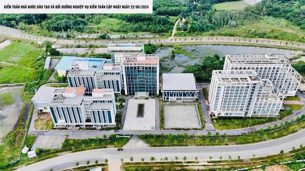 Cắt lỗ 300 triệu lô góc 100m2 có 2 mặt tiền giá 2,9 tỷ gần đại học quốc gia hà nội 0976 965 ***.
