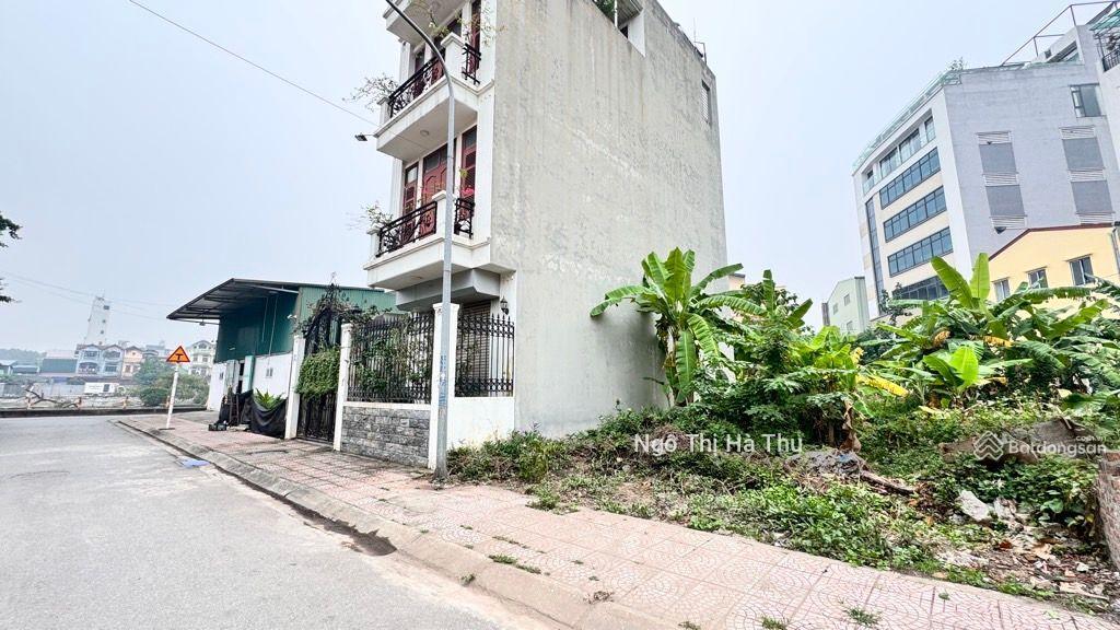 Chị tôi có mảnh đất đấu giá ngõ vườn hồ bát khối cần bán gấp giá nào cũng bán 90m mặt tiền 7m