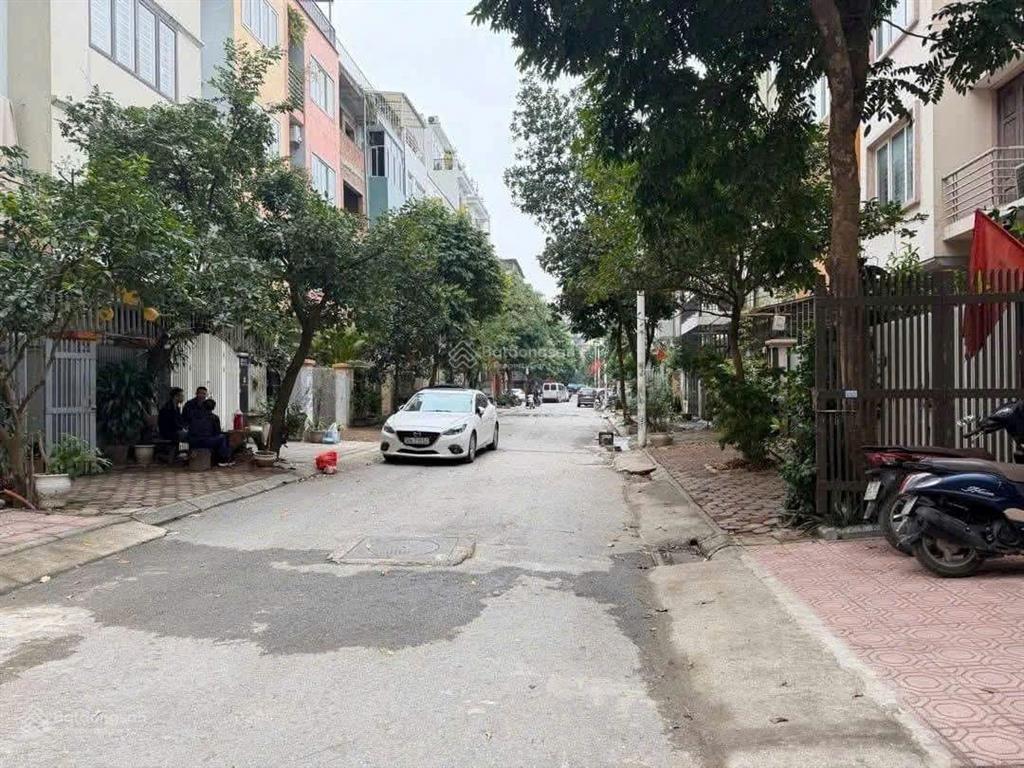 Bán gấp! văn khê, hà đông, dt 83m2, mt 5m, ô tô tránh, vỉa hè, kinh doanh, chờ thang máy, hơn 18 tỷ