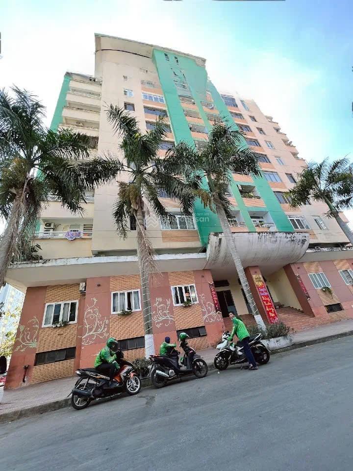 Bán gấp chung cư thanh niên điện biên phủ, căn góc, sổ hồng