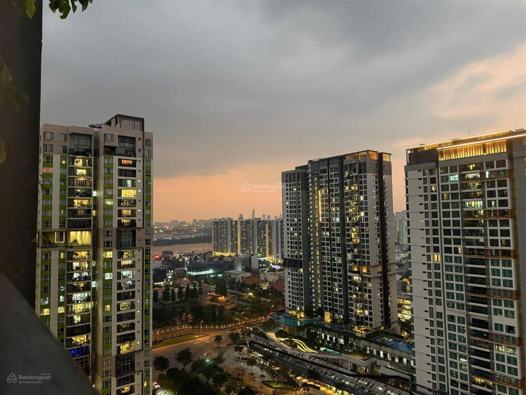 Bán căn góc 2pn có sổ hồng tại vista verde quận 2. giá chỉ 9 tỷ bao phí