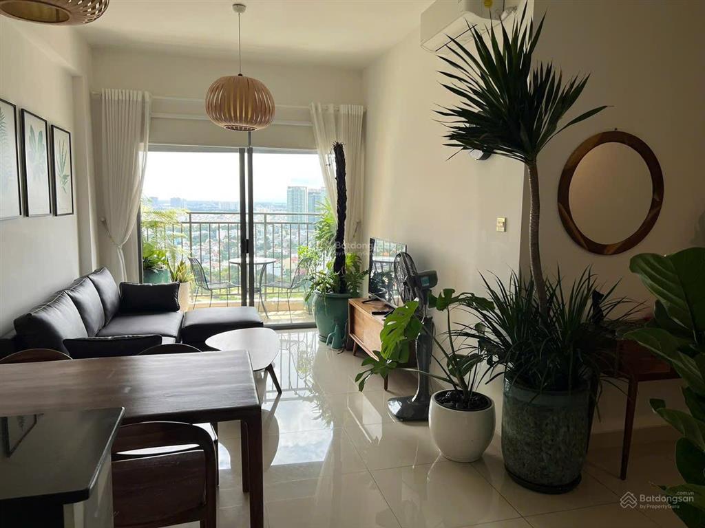 Cần tiền bán nhanh căn hộ 2 pn, 1 vệ sinh 56m2 view sông trực diện