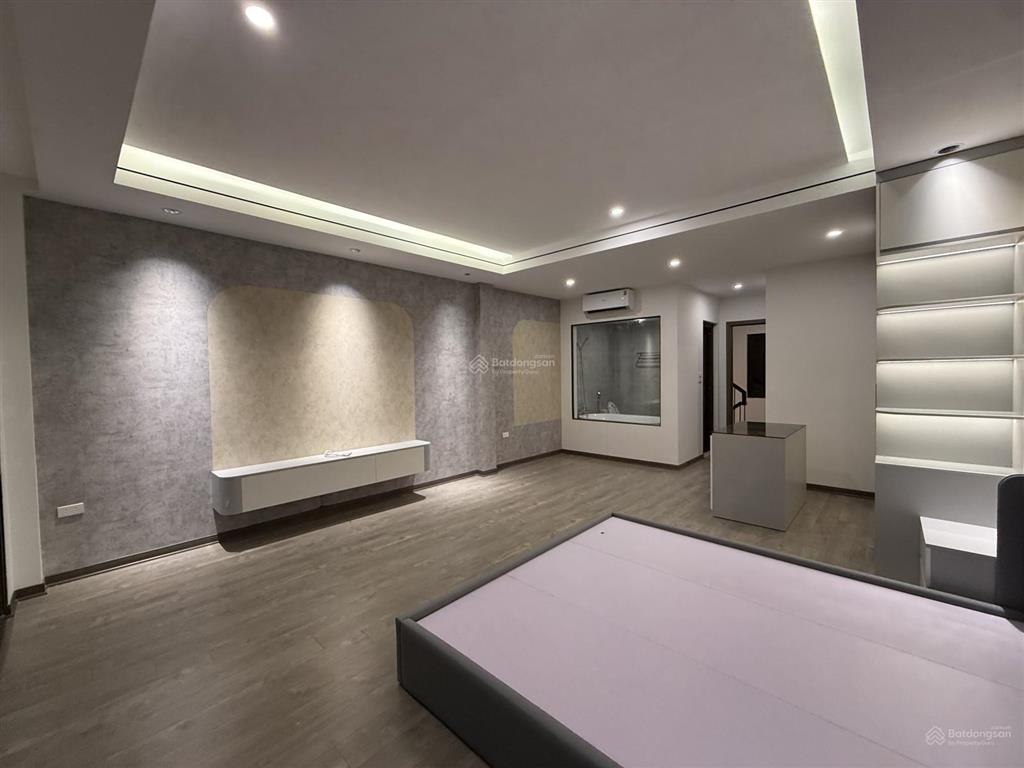 Bán căn nhà phố ngọc thuỵ bồ đề hn
