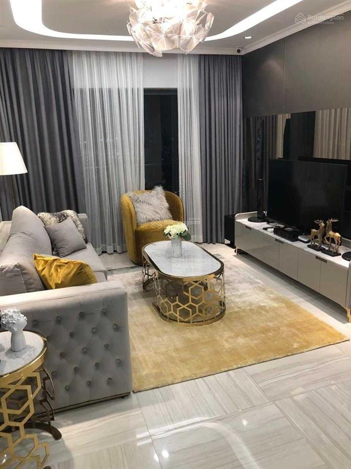 Chính chủ bán gấp căn hộ 2 phòng ngủ everrich infinity quận 5 80m2 full nội thất. 0927 287 ***