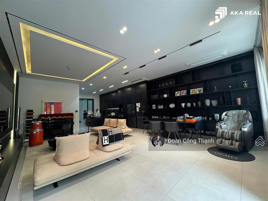 Nhà 5 tầng view công viên khu him lam quận 7 ngang 7,5x20 giá 49 tỷ