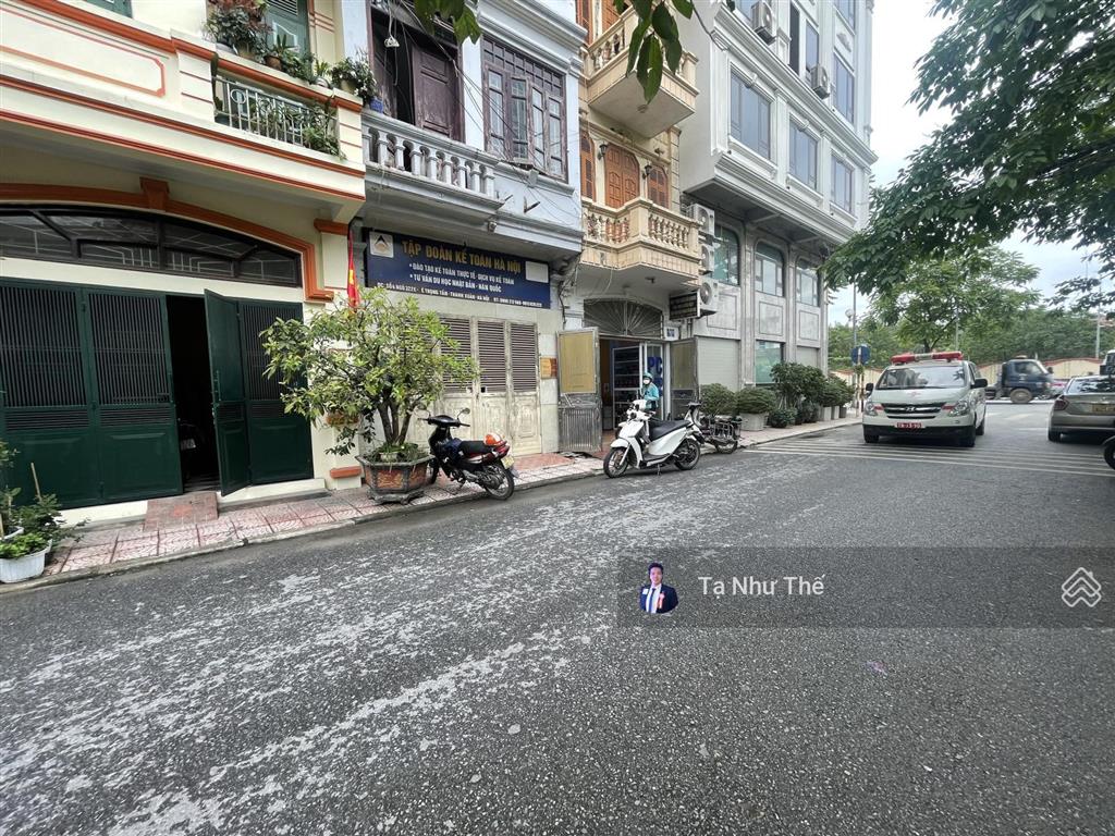 (hạ 1 tỷ) 20.5 tỷ lê trọng tấn 54m, mt 5 m, ô tô tránh, vỉa hè, kd cty/vp, 5 tầng, gần phố, gấp