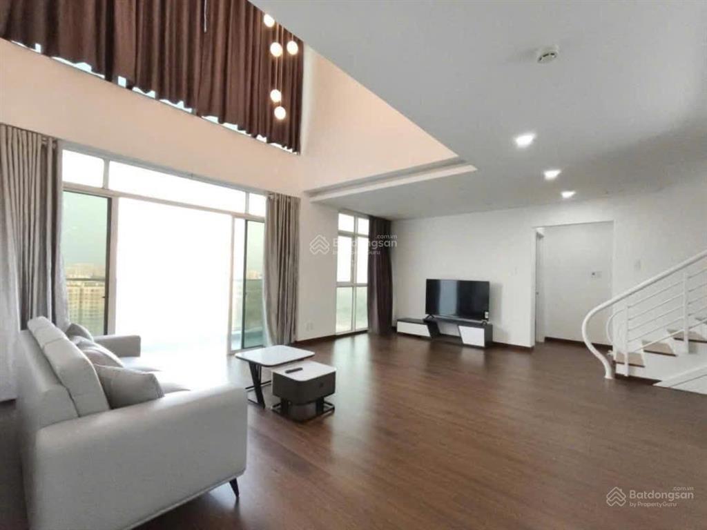 Bán penthouse view nhìn toàn cảnh tp, sổ hồng riêng, nhà như hình