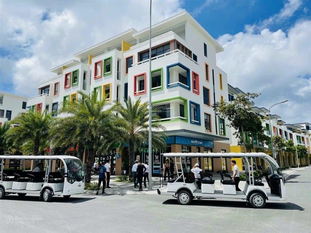 Sh giá tốt, vị trí đẹp meyhomes capital phú quốc, gần biển, sát dt 975, dễ kinh doanh