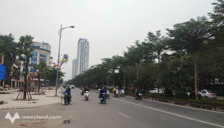 Bán gấp lô đất đẹp mặt phố lớn Lê Trọng Tấn, 200m2, mặt tiền 8m, kinh doanh sầm uất, 72 tỷ