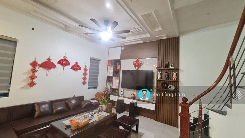 Hoa hậu lê xá bát tràng 63,3m2 nhà 5 tầng thang máy, lô góc thoáng, đường ô tô tránh, giáp vin