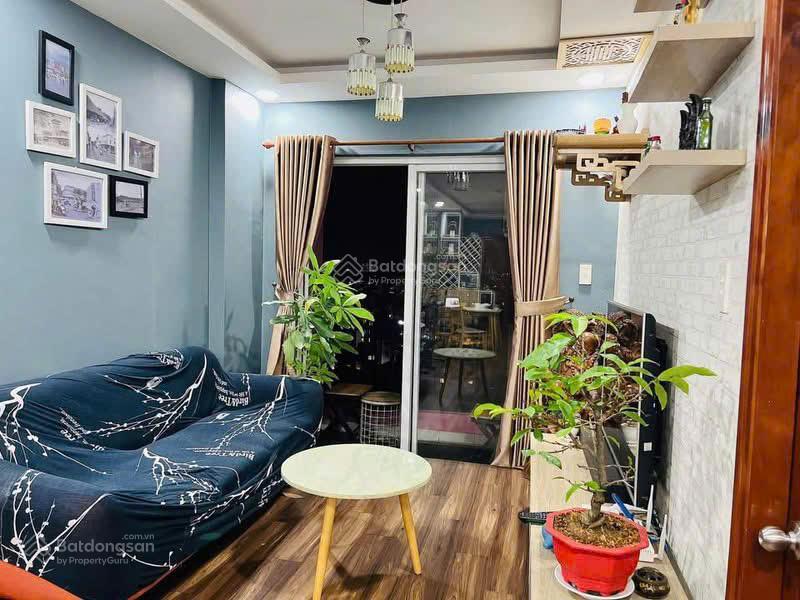 Bán căn hộ 8x plus view bắc, tầng 16 nhà đẹp, đủ nội thất. đã có sổ, hỗ trợ vay bank