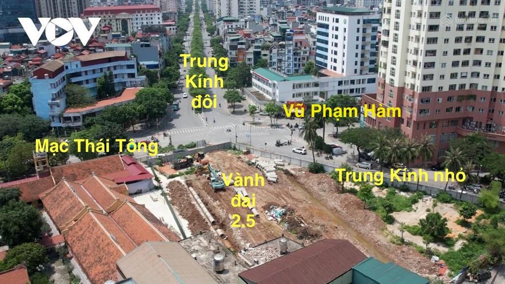 Chính chủ bán đất đẹp, gần ô tô tránh nguyễn chánh, trung hòa. dt 48.5m2, mt 4.6m. giá 9.8 tỷ