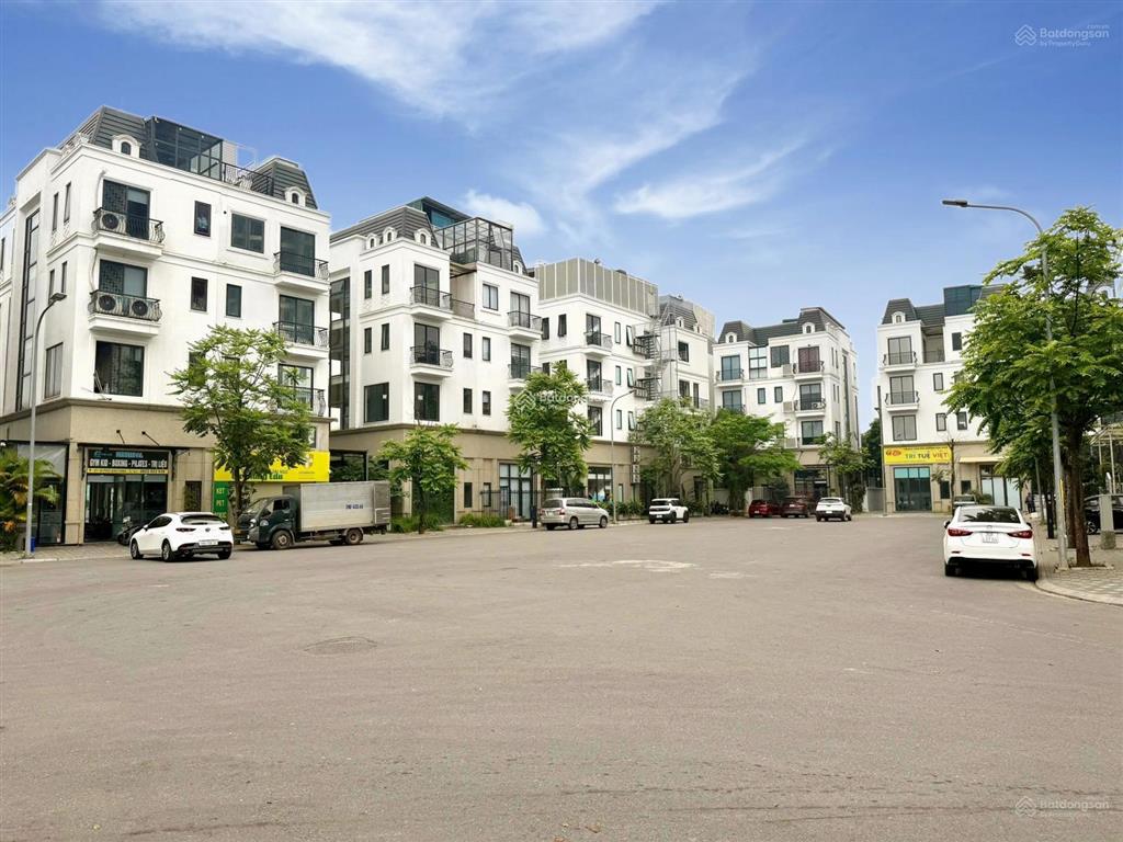 Chính chủ nhờ bán căn nhà biệt thự liền kề the diamond point, c14 phúc đồng, long biên, hà nội.