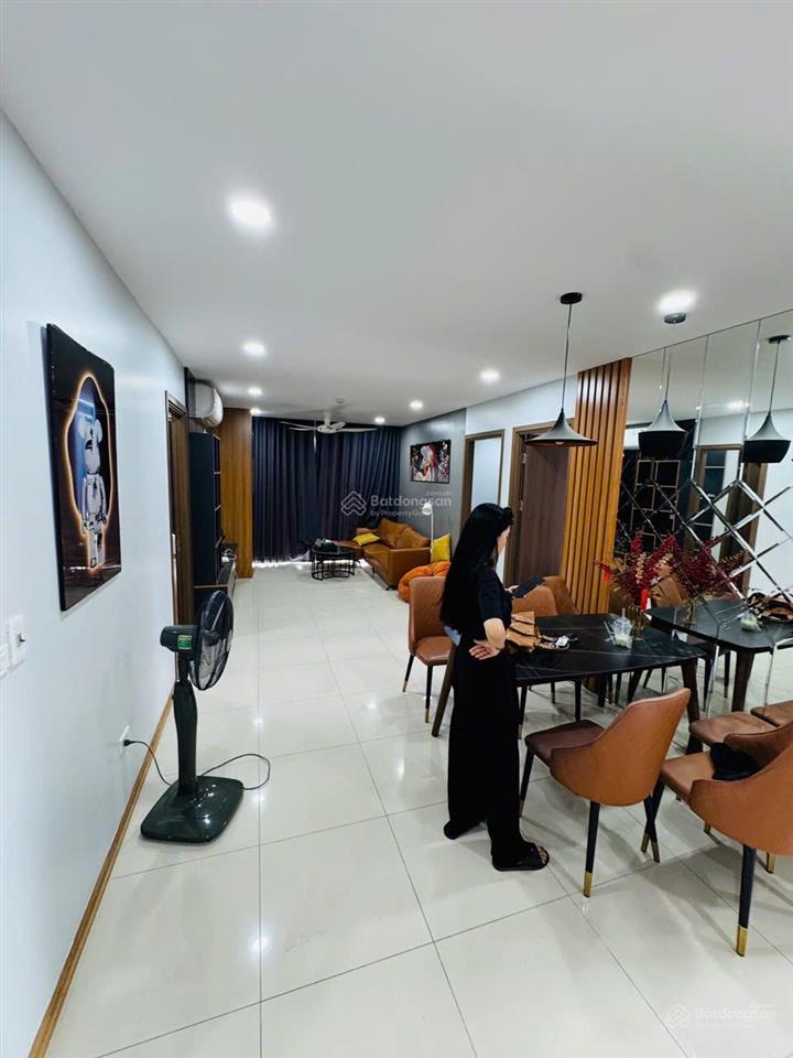 Em rao bán căn 3pn 2wc giá tham khảo tốt trong khu vực rose town
