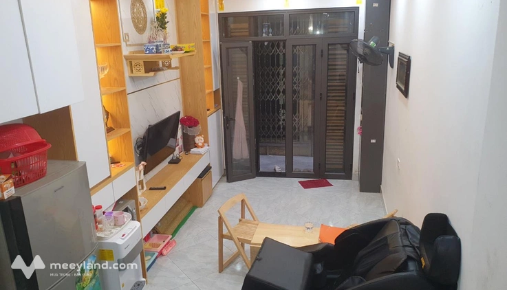 Nhà Dương Văn Bé, 5 tầng xinh xắn, ngõ thông thoáng, sổ riêng sẵn sàng