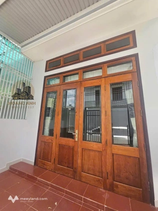 Nhà nguyên căn Tân Lập, 4,5m x 22m, giá 5,5 triệu/tháng - ở thoải mái