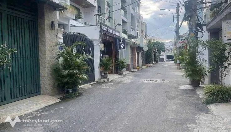 Nhà đẹp Lê Văn Thọ, Gò Vấp, hẻm ô tô vào nhà, khu phân lô cao tầng